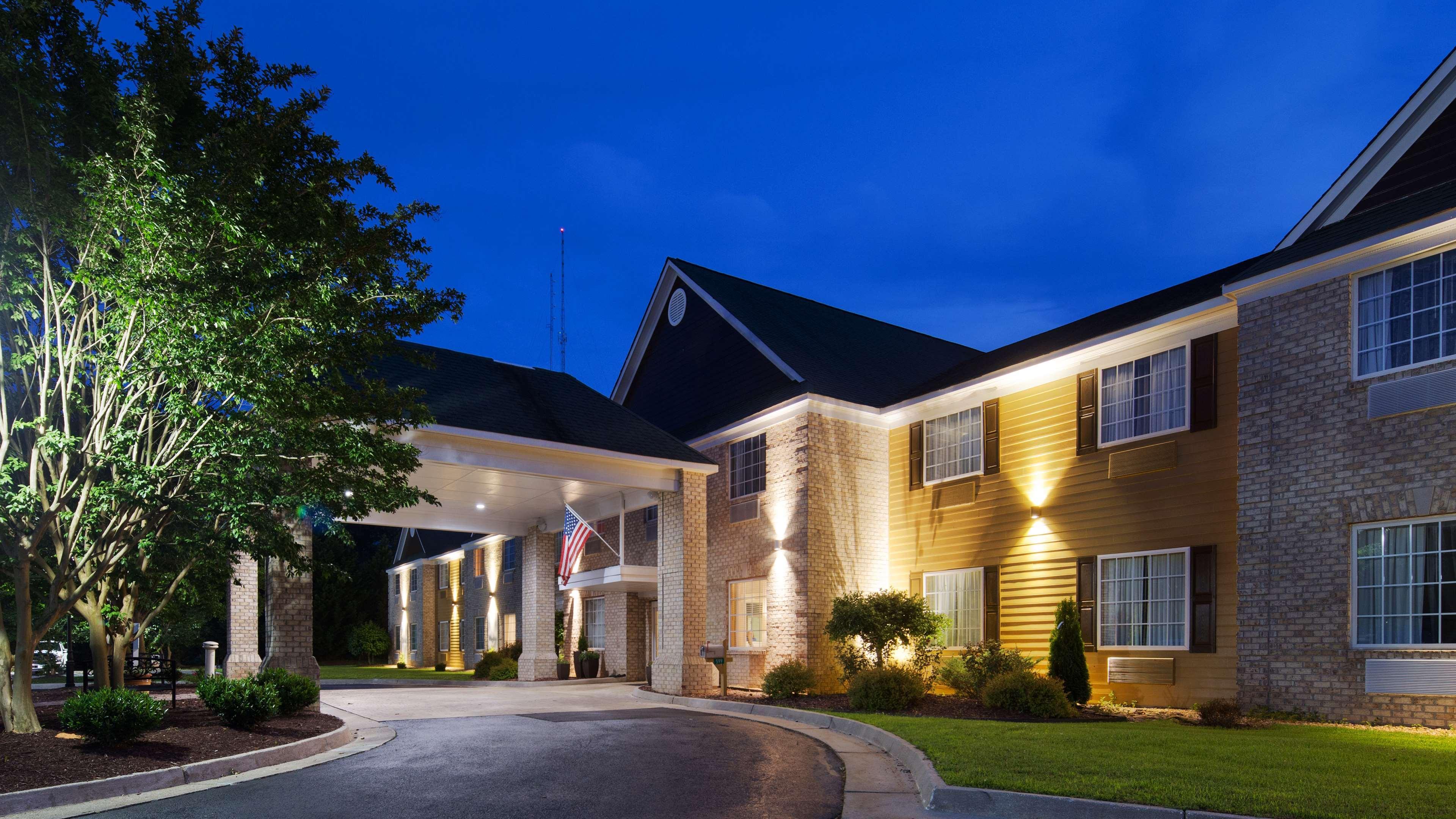 Holiday Inn Express Kilmarnock Екстериор снимка