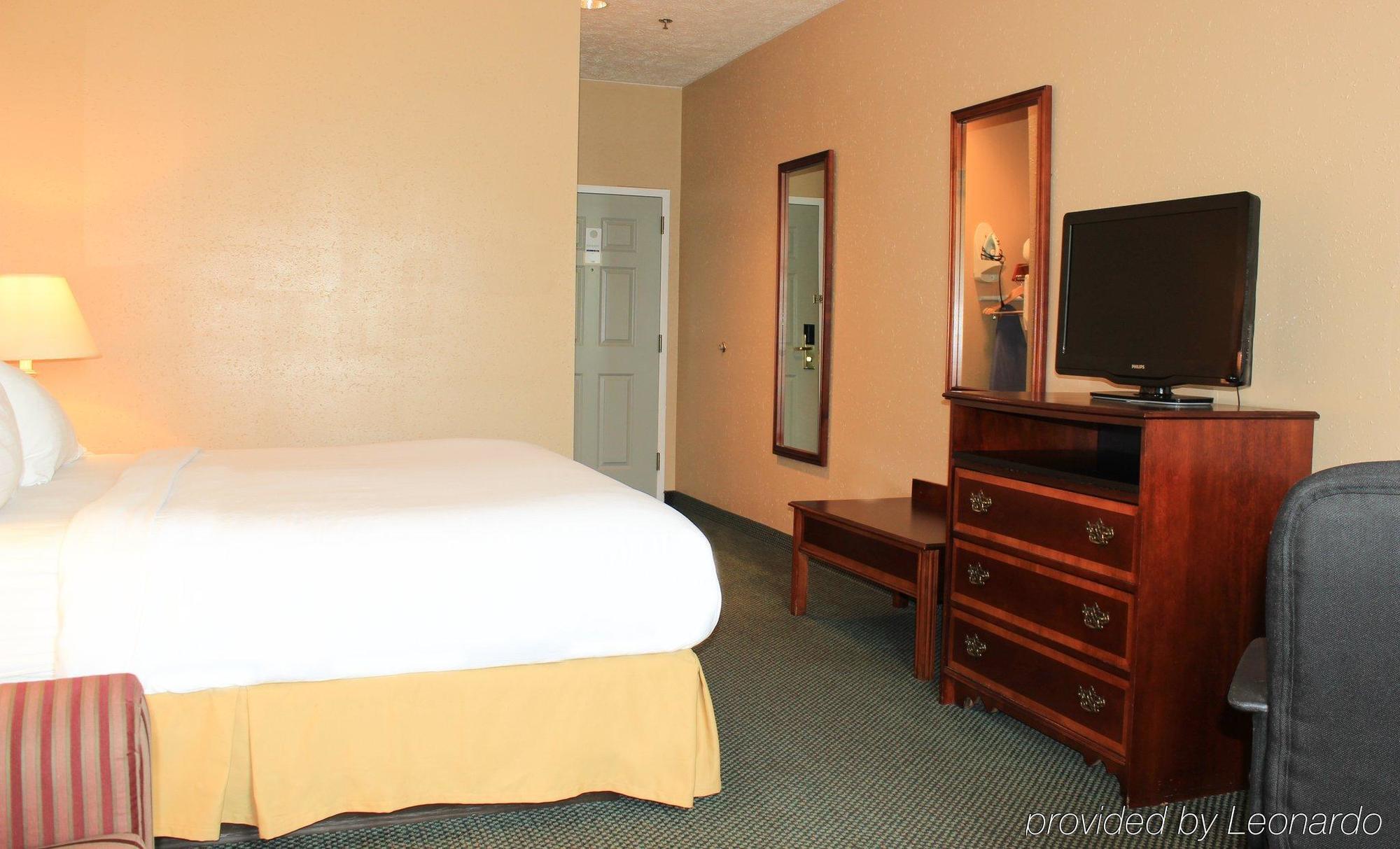 Holiday Inn Express Kilmarnock Екстериор снимка