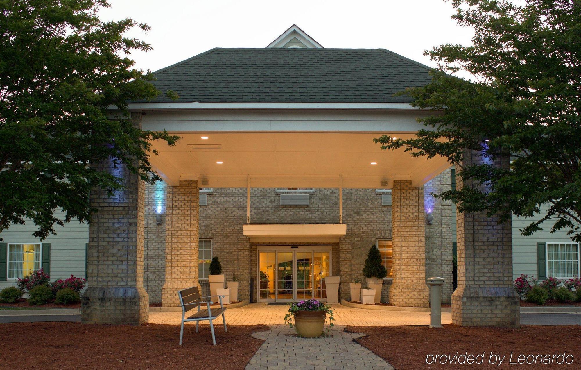 Holiday Inn Express Kilmarnock Екстериор снимка