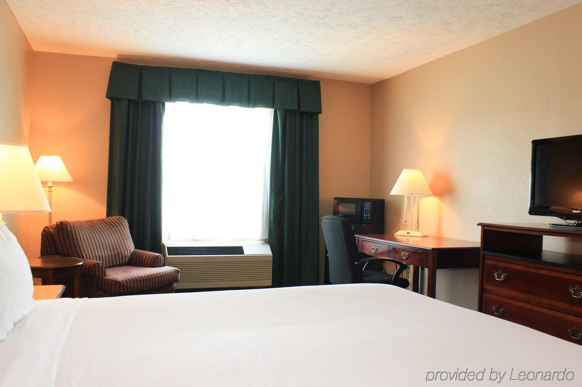 Holiday Inn Express Kilmarnock Екстериор снимка