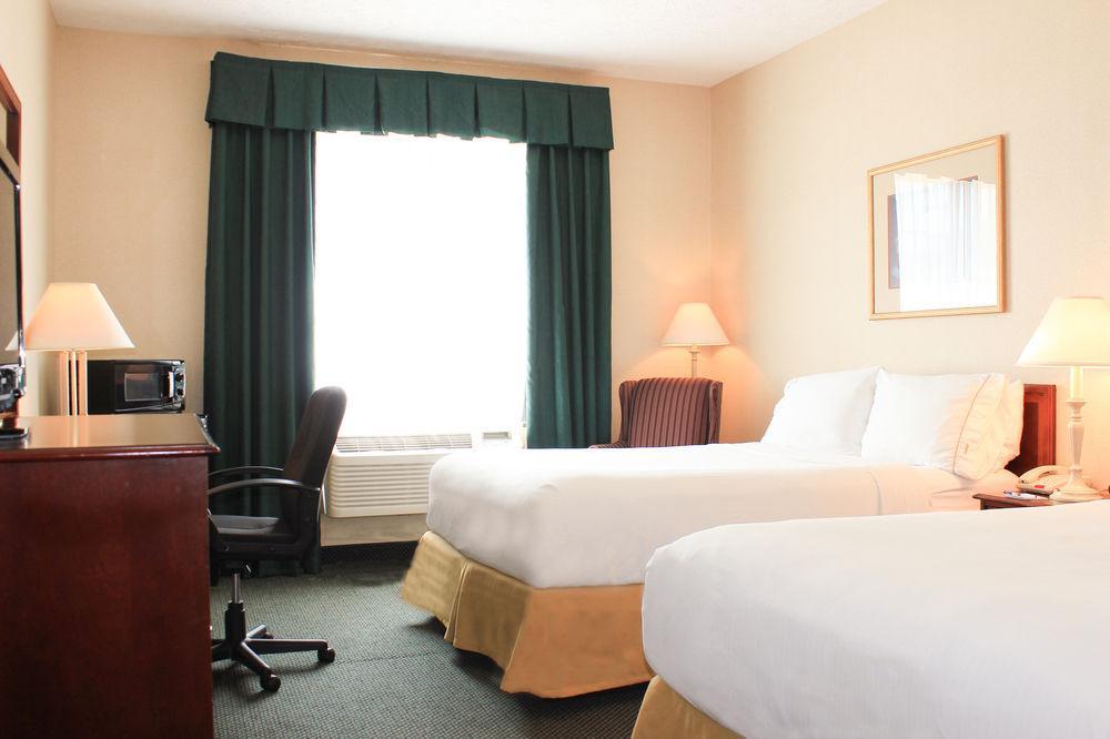 Holiday Inn Express Kilmarnock Екстериор снимка