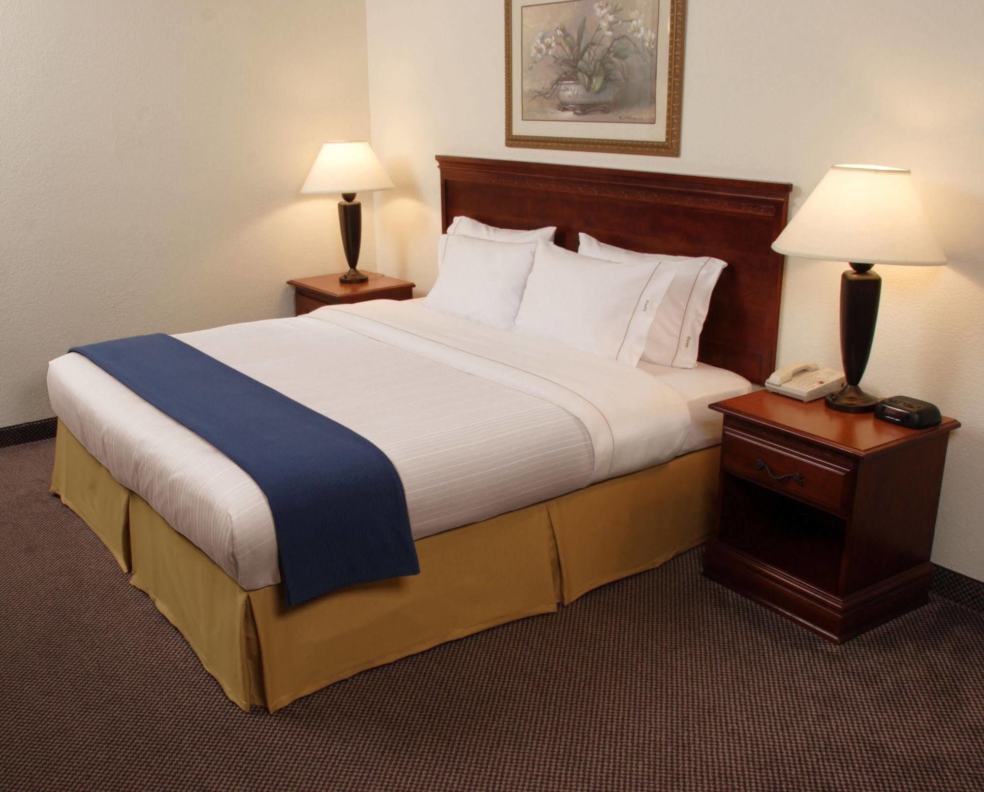 Holiday Inn Express Kilmarnock Екстериор снимка